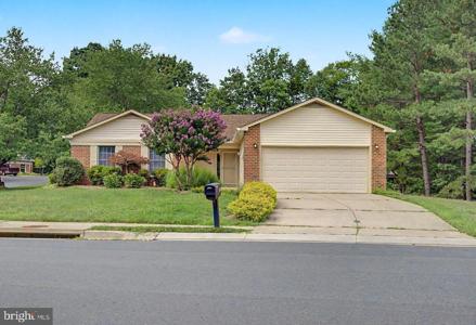804 COXSWAIN WAY