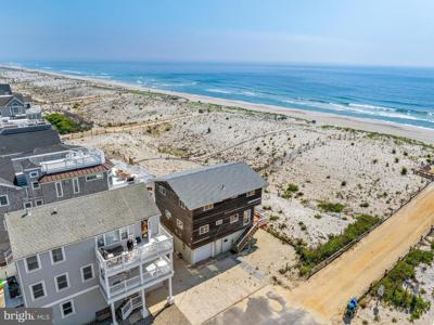 117 E SURF AVENUE