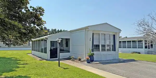 26 SUNNYFIELD ROAD