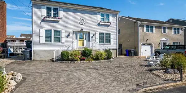 308 COVE DRIVE