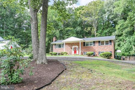 18412 CEDAR DRIVE