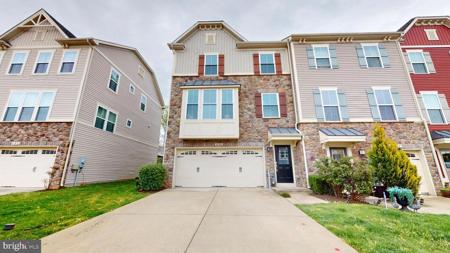 496 WILLOW BEND DRIVE