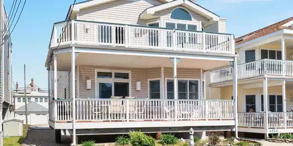 616 OCEAN AVENUE
