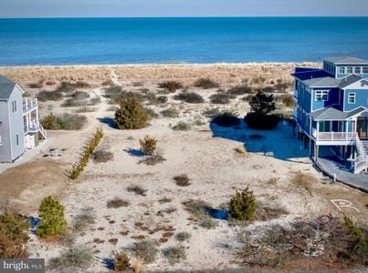 1814 BAY SHORE DRIVE