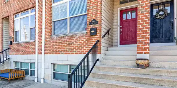 3903 FLEET STREET