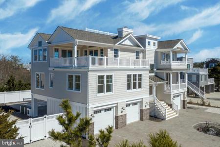 162 D LONG BEACH BLVD