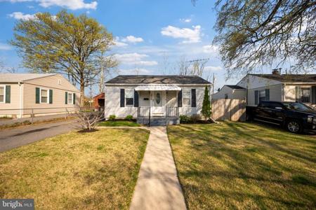 1812 KITTY HAWK ROAD