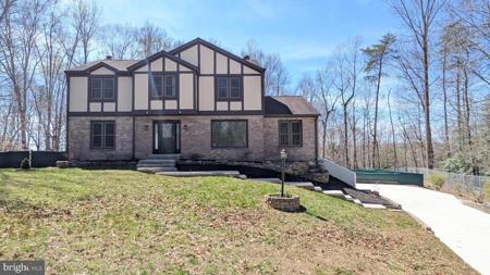 205 ADMIRAL COVE