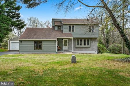 24 KIMBERLY CIRCLE