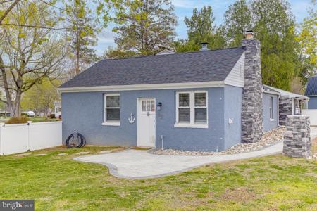 82 FARMDALE ROAD