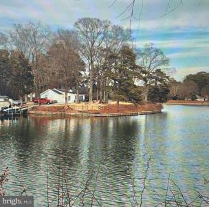 237 HICKORY LANE