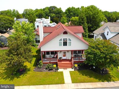 6 OLD MILL DRIVE