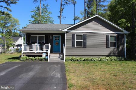 48 RUSTIC LN