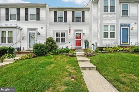 4408 DANBURY SQUARE
