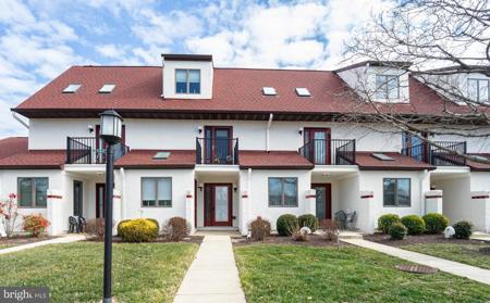 28D QUEEN MARY COURT
