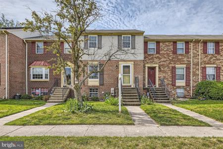 897 NEW LONDON HARBOUR