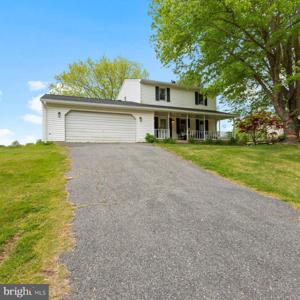 2881 LOCHNESS LANE
