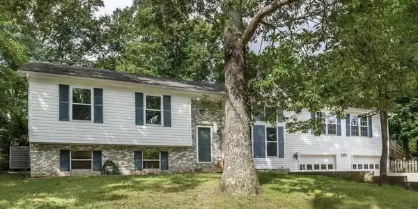 205 PAWNEE LANE