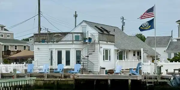 1714 BAY TERRACE
