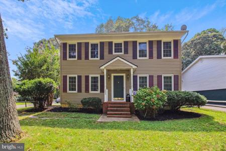 1033 MOUNTAIN TOP DRIVE