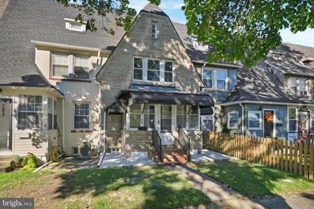 54 ADMIRAL BOULEVARD