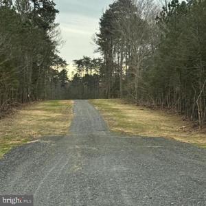 2 SEAGRASS COURT