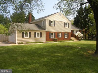 23294 ESPERANZA DRIVE