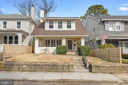 38 MURRAY AVENUE