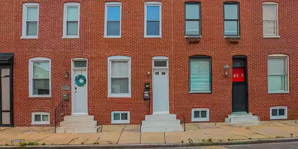 5 CURLEY STREET