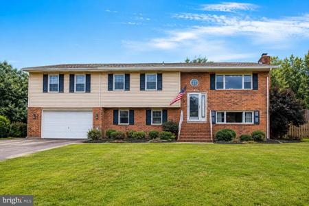 205 ANCHOR LANE