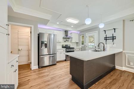 2559 LIBERTY PARKWAY