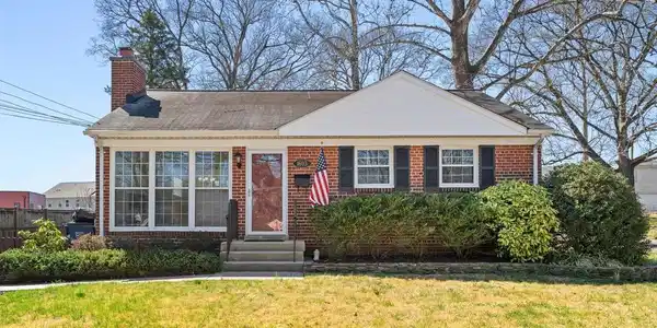 1603 WOODSIDE DRIVE