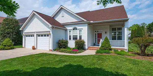 407 SEAGULL DRIVE