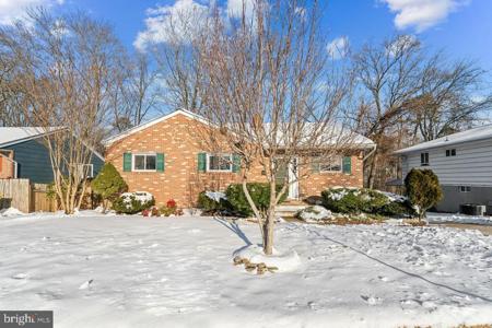 328 WENDE WAY