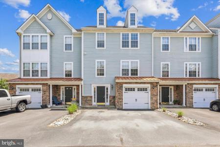 24 PIER POINT DRIVE