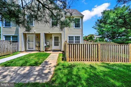1203 MUSKET COURT