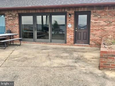 609 CLUBHOUSE DRIVE