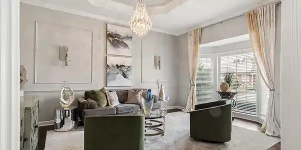 228 SPECTACULAR BID DRIVE