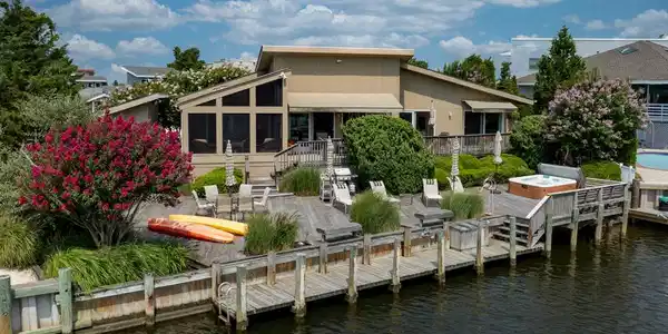 325 CRANBERRY DRIVE