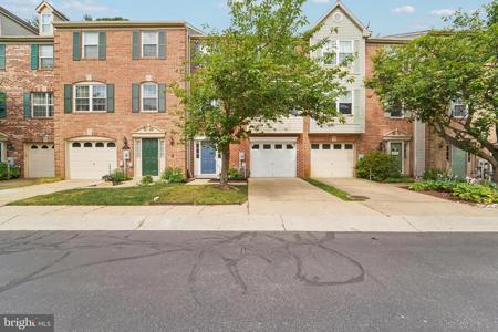 1106 BRASSIE COURT