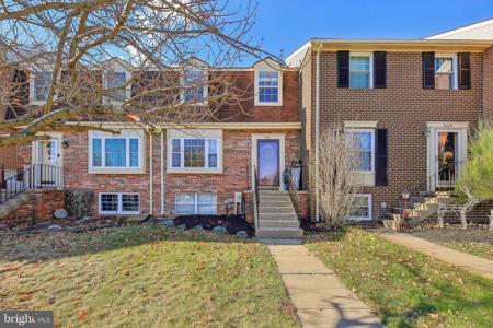 941 MOUNT DESERT HARBOUR