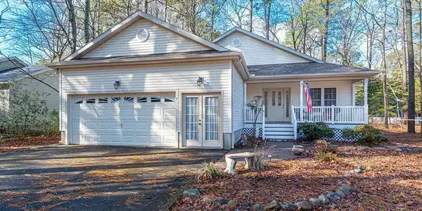 7 BRANDYWINE DRIVE