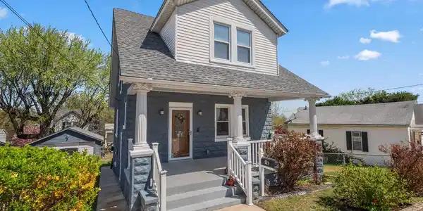 521 FAIRVIEW AVENUE