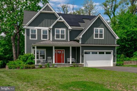 111 ELLERSHAW COURT