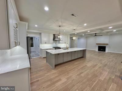 1520 PARKER VIEW LANE
