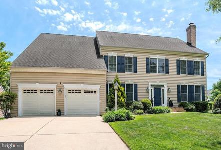 1651 TRAWLER LANE