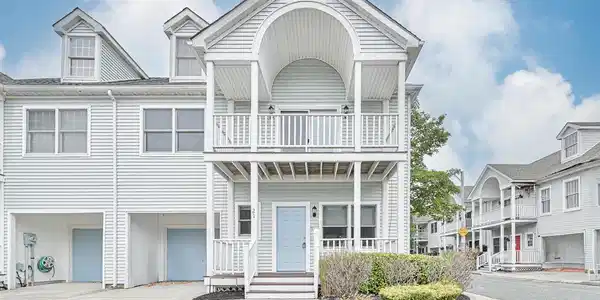 21 BARKENTINE COURT