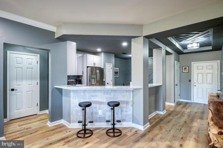 700 CATTAIL COVE