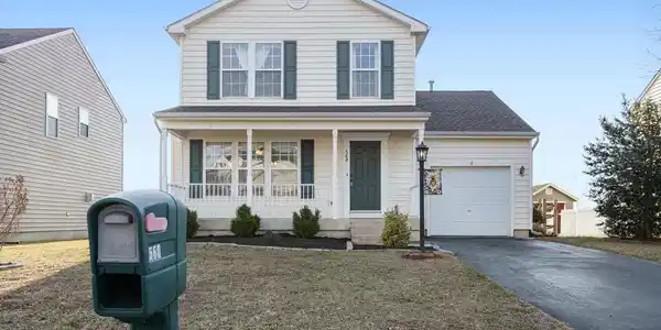 560 GROUNDHOG LANE