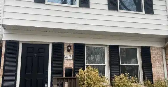 1471 CHARLESTOWN DRIVE